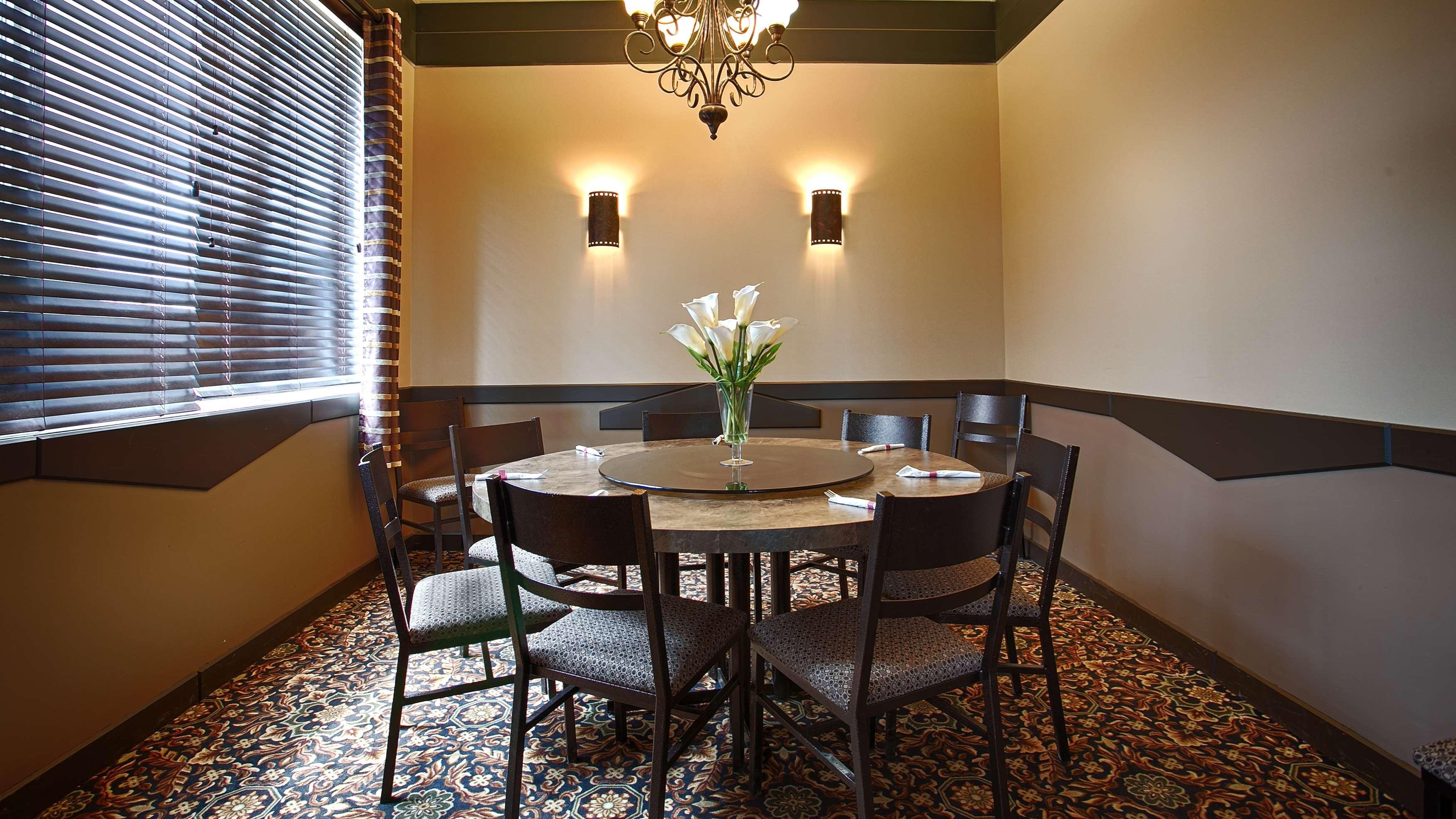 Best Western High Road Inn Edson Buitenkant foto
