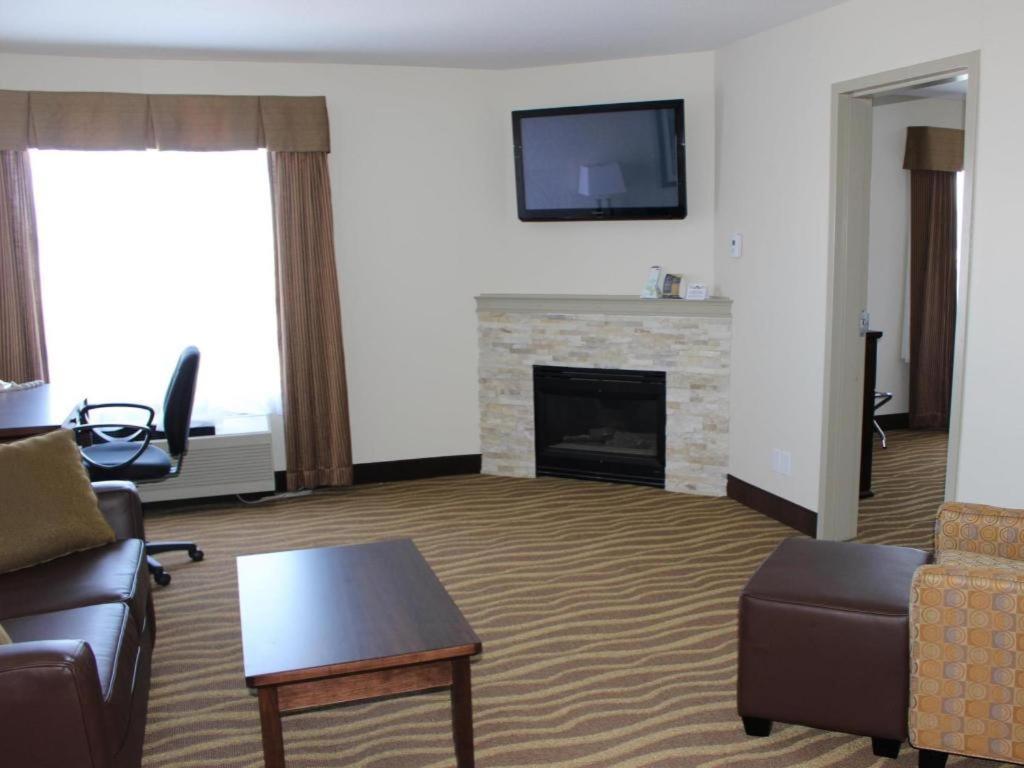 Best Western High Road Inn Edson Buitenkant foto