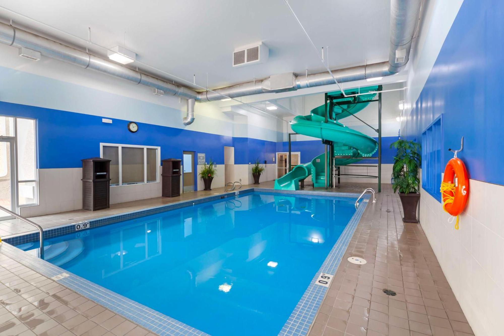 Best Western High Road Inn Edson Buitenkant foto